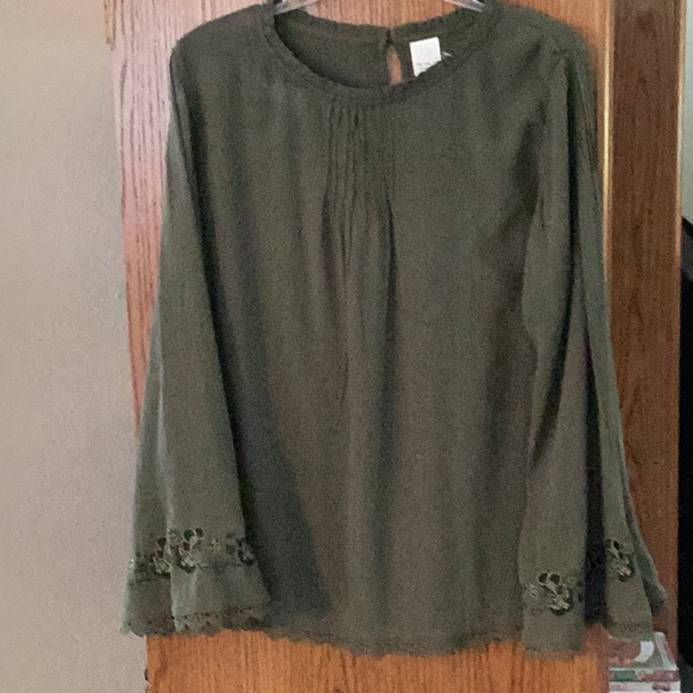🌻NWOT Bohemian Style Top Size XLG Closet Must Have 🌻